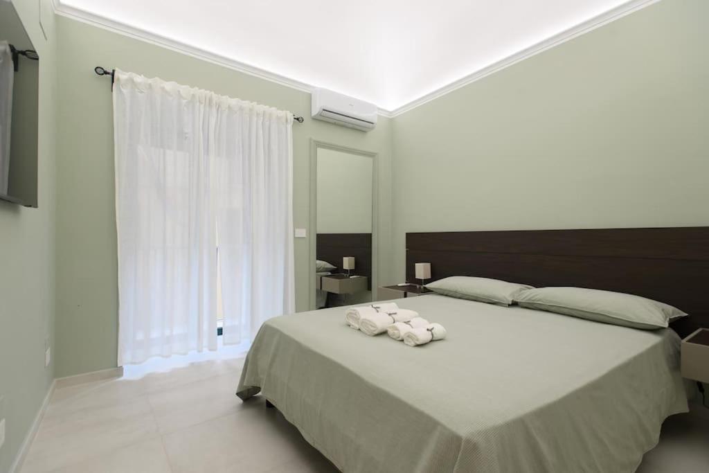 Alessia Holiday House 90Mq Salerno Centro Eksteriør billede